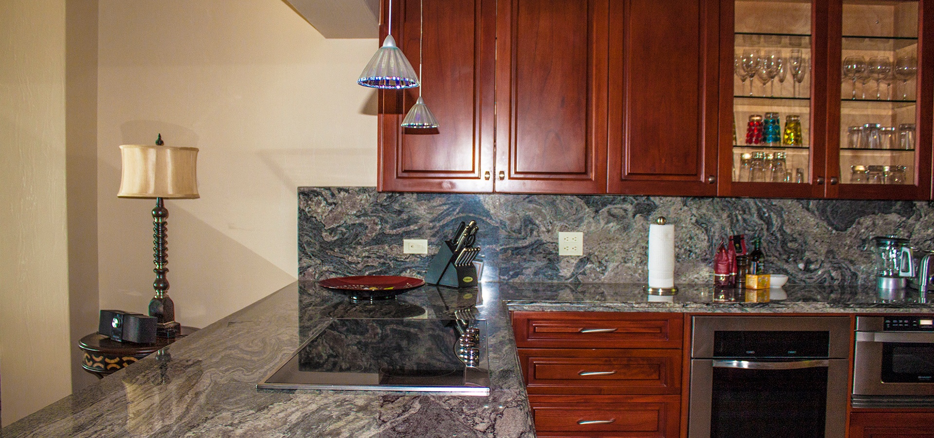 Palms Villas Costa Rica fully equipped kitchen with granite countertops, 2 Bedroom Villa